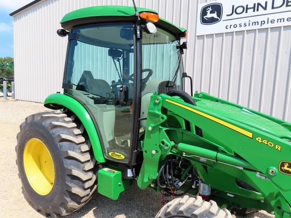 Image of John Deere 4066R equipment image 2