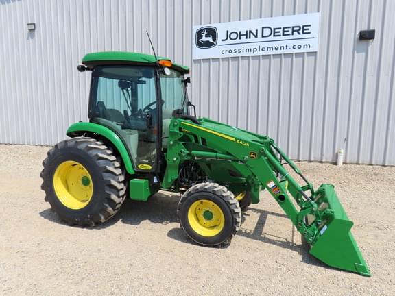 Image of John Deere 4066R Primary image