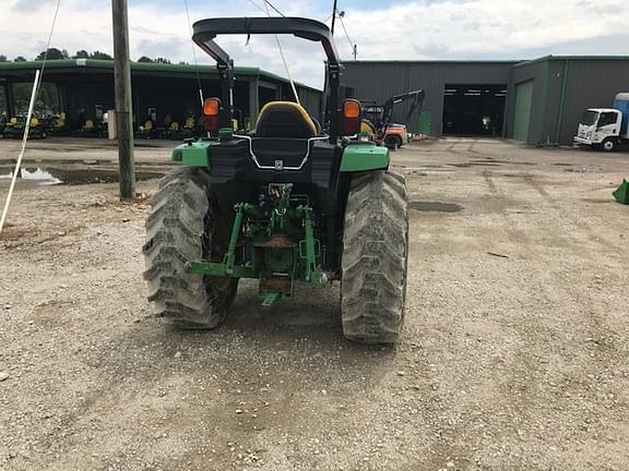 Image of John Deere 4066R equipment image 2