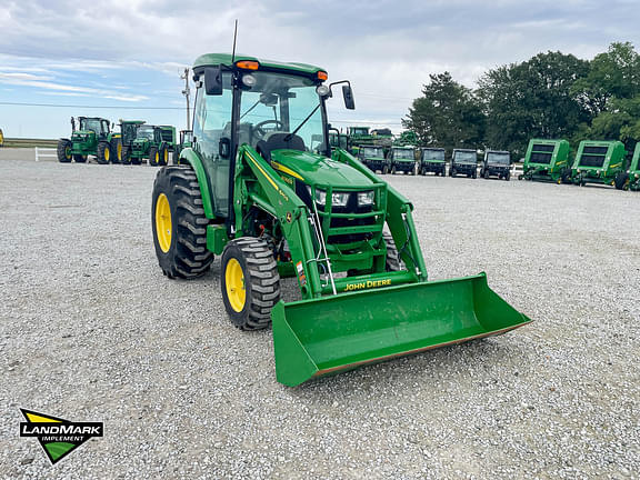 Image of John Deere 4066R equipment image 2