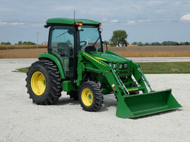 Image of John Deere 4066R equipment image 4