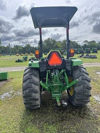 Image of John Deere 4066R equipment image 2