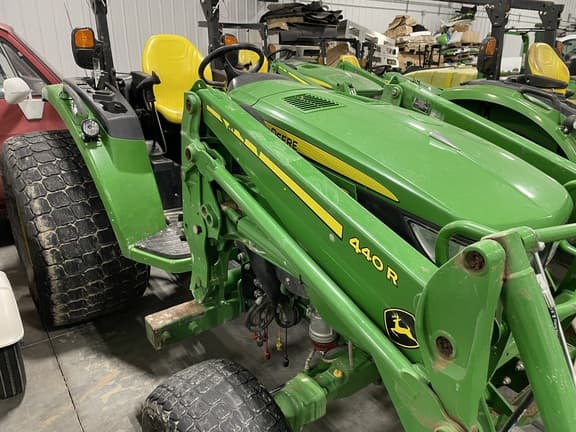 Image of John Deere 4066R equipment image 2