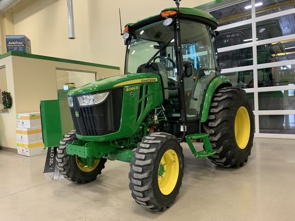 Main image John Deere 4066R