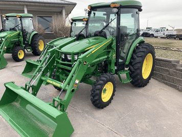 Main image John Deere 4066R