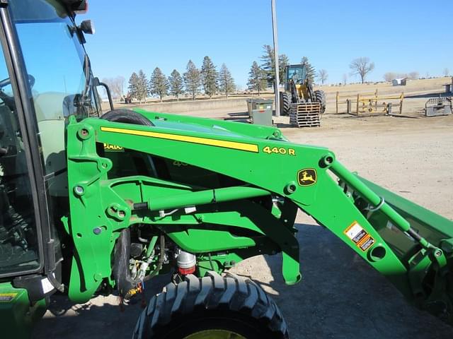 Image of John Deere 4066R equipment image 3