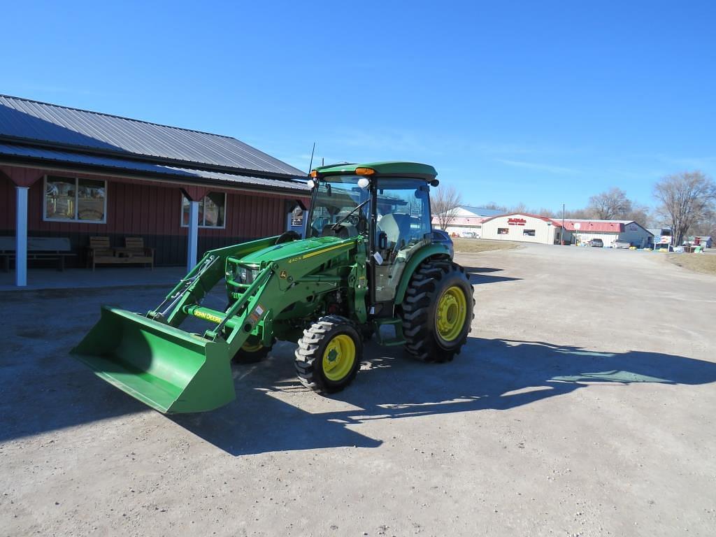 Image of John Deere 4066R Primary image