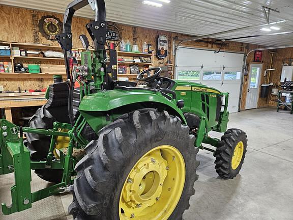 Image of John Deere 4066R equipment image 3