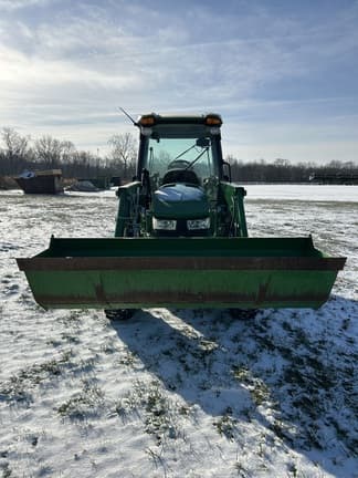 Image of John Deere 4066R equipment image 2