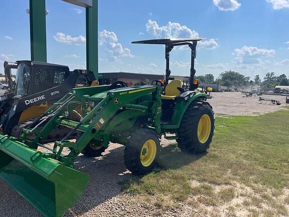 Image of John Deere 4066R Primary image