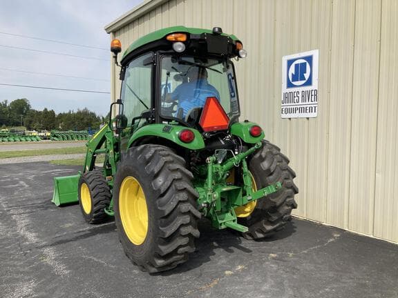 Image of John Deere 4066R equipment image 2