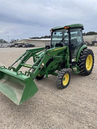 Image of John Deere 4066R equipment image 1