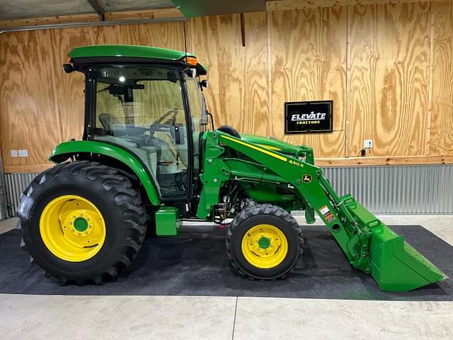 Image of John Deere 4066R equipment image 3