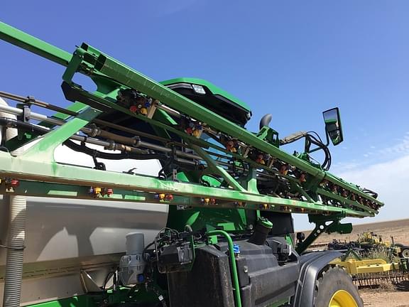 Image of John Deere 408R equipment image 4