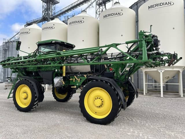 Image of John Deere 408R equipment image 4
