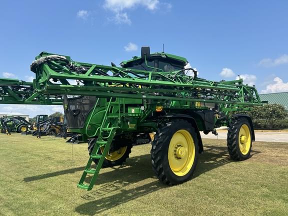 Image of John Deere 408R equipment image 1