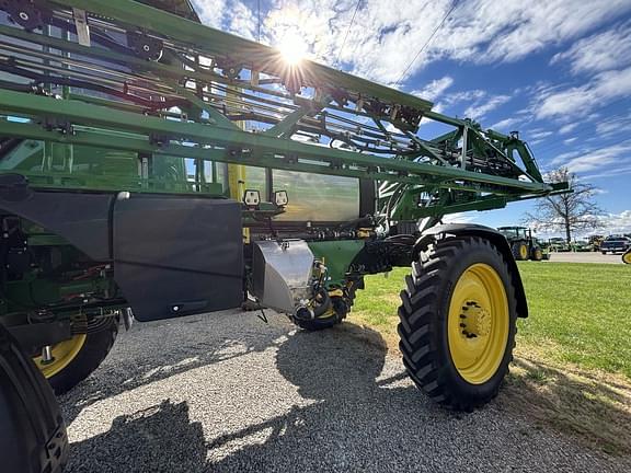 Image of John Deere 408R equipment image 3