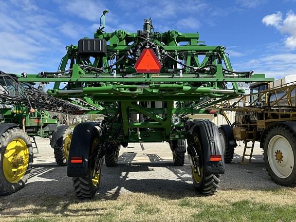 Image of John Deere 408R equipment image 4