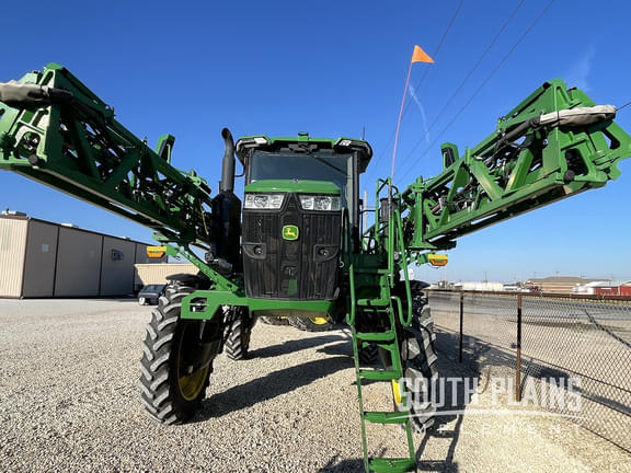 Image of John Deere 408R equipment image 2