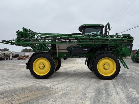 Image of John Deere 408R equipment image 3