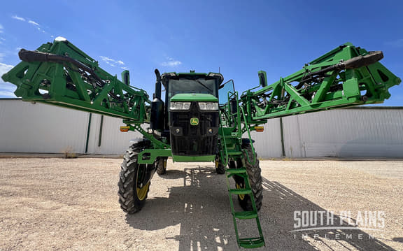 Image of John Deere 408R equipment image 2