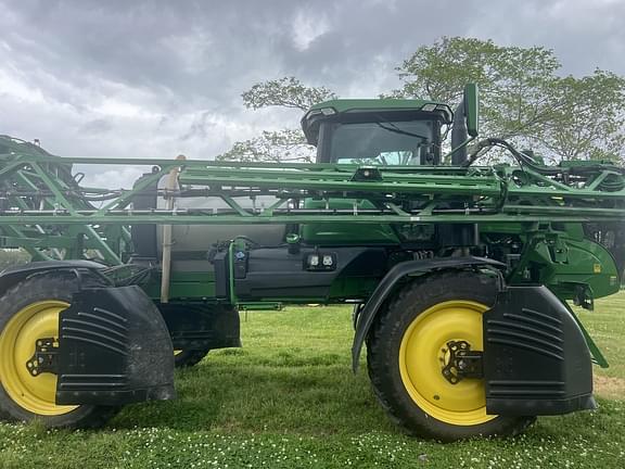 Image of John Deere 408R equipment image 4