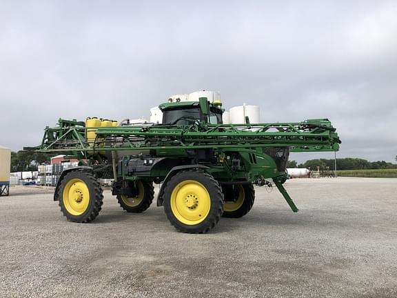 Main image John Deere 410R 11