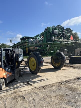 Image of John Deere 410R equipment image 3
