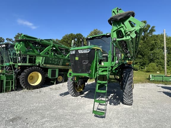 Image of John Deere 410R equipment image 3