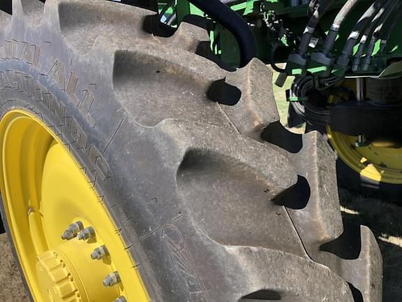 Main image John Deere 410R 26