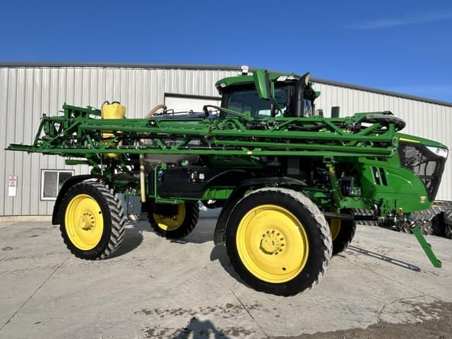 Image of John Deere 410R equipment image 1