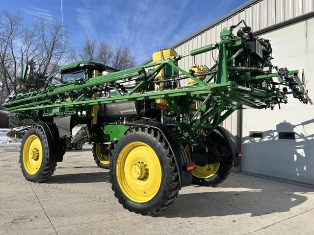 Image of John Deere 410R equipment image 4