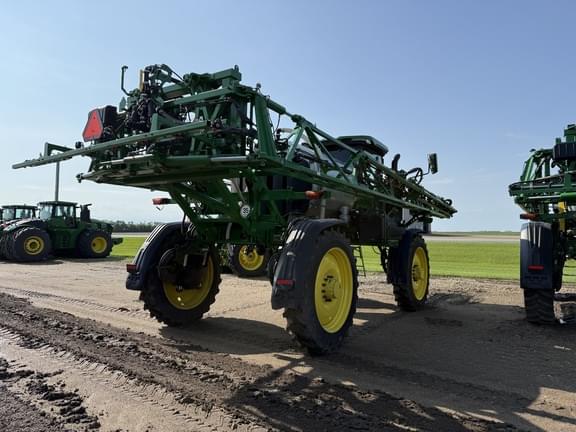 Image of John Deere 410R equipment image 2