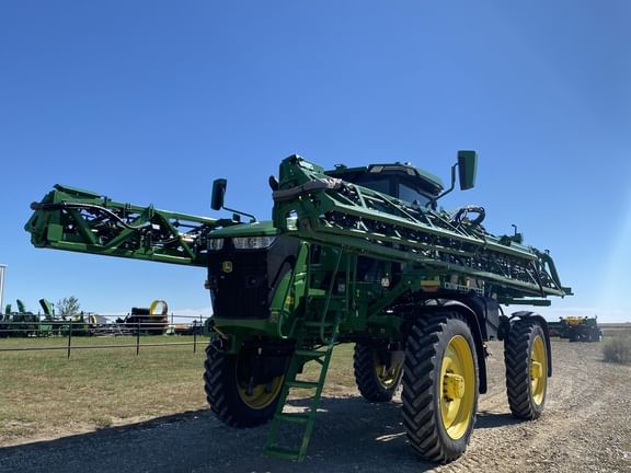 2022 John Deere 410R Equipment Image0