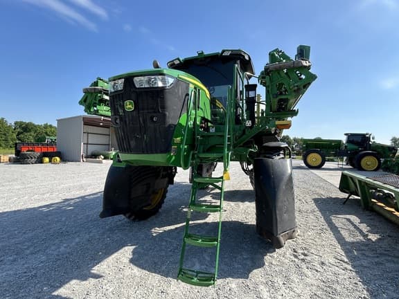 Image of John Deere 410R equipment image 2