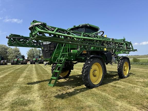 Image of John Deere 410R Primary image