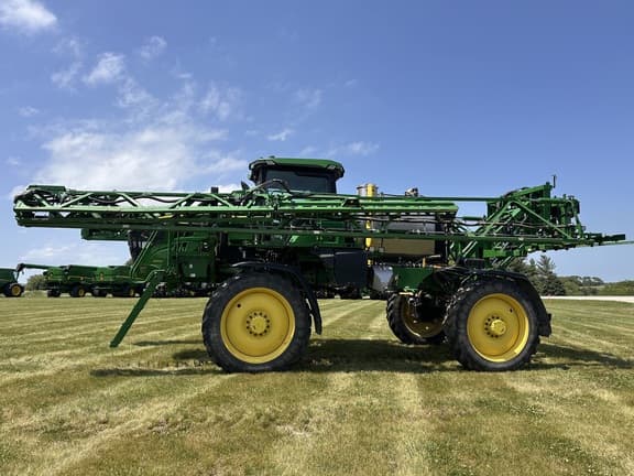 Image of John Deere 410R equipment image 1