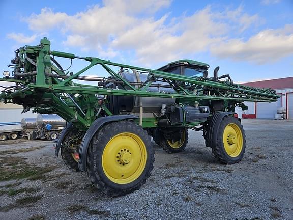 Image of John Deere 410R equipment image 2