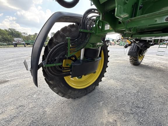 Image of John Deere 410R equipment image 3