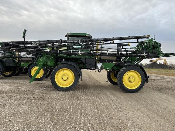 Image of John Deere 410R equipment image 3