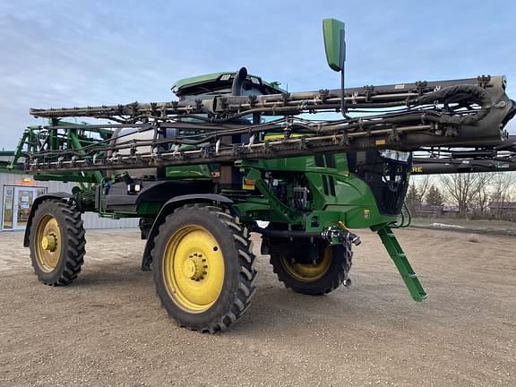 2022 John Deere 410R Equipment Image0