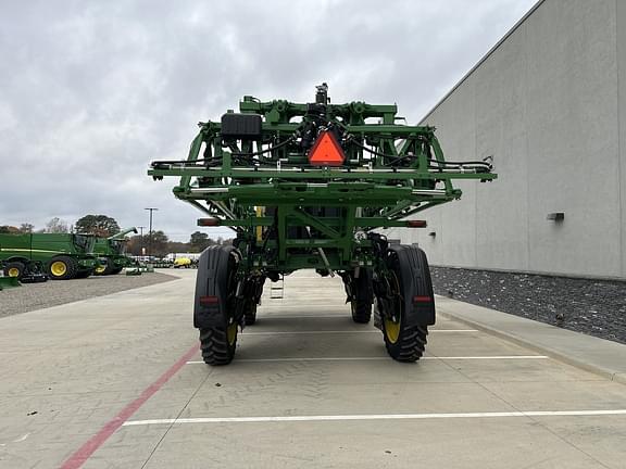 Image of John Deere 410R equipment image 4