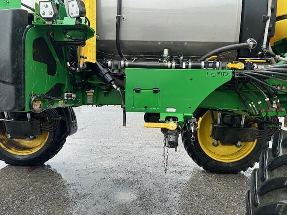 Image of John Deere 410R equipment image 2