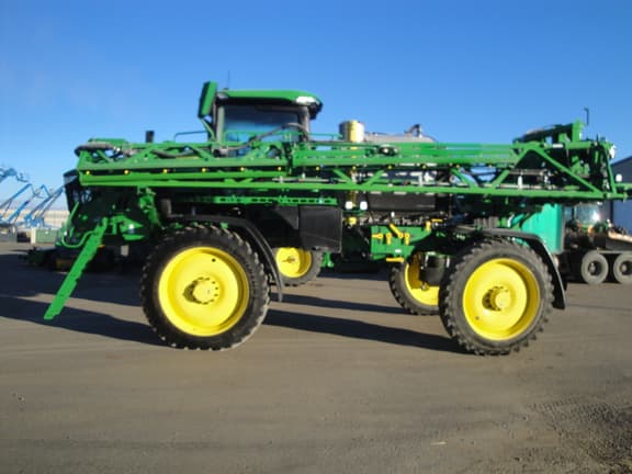 Image of John Deere 410R equipment image 1