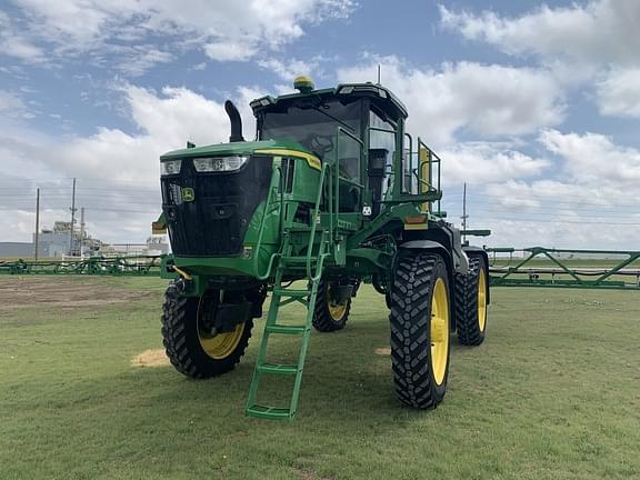 Image of John Deere 410R equipment image 2