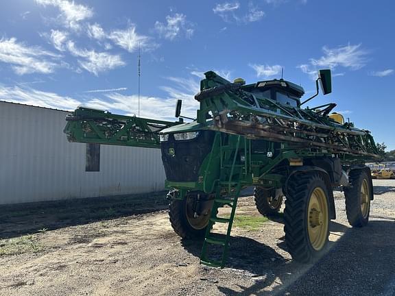 Image of John Deere 410R equipment image 1