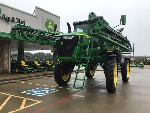 Image of John Deere 410R equipment image 4