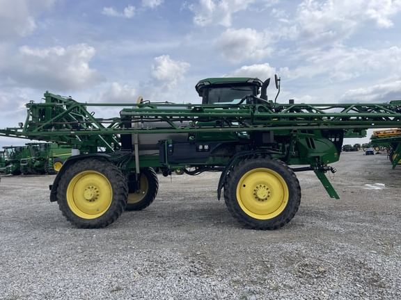 2022 John Deere 410R Equipment Image0