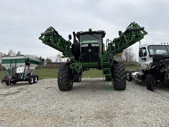 Image of John Deere 410R Primary image