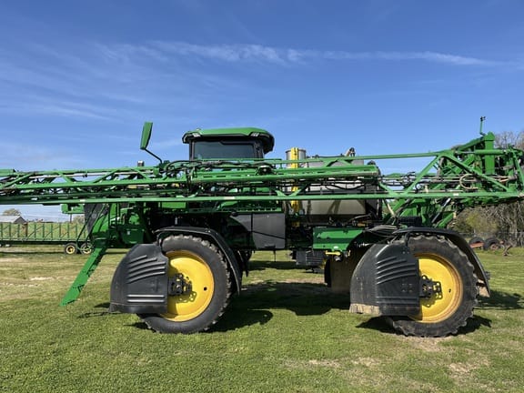 2022 John Deere 410R Equipment Image0